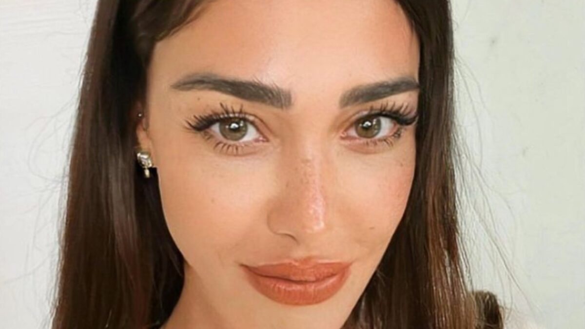 Belen nella Clinica padovana dove ha partorito Luna Marì: il Sospetto
