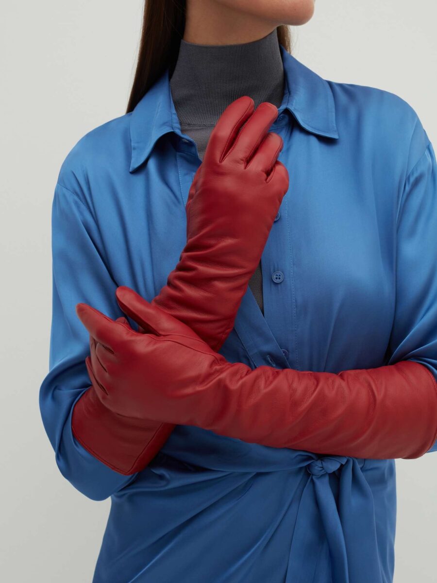 guanti di pelle