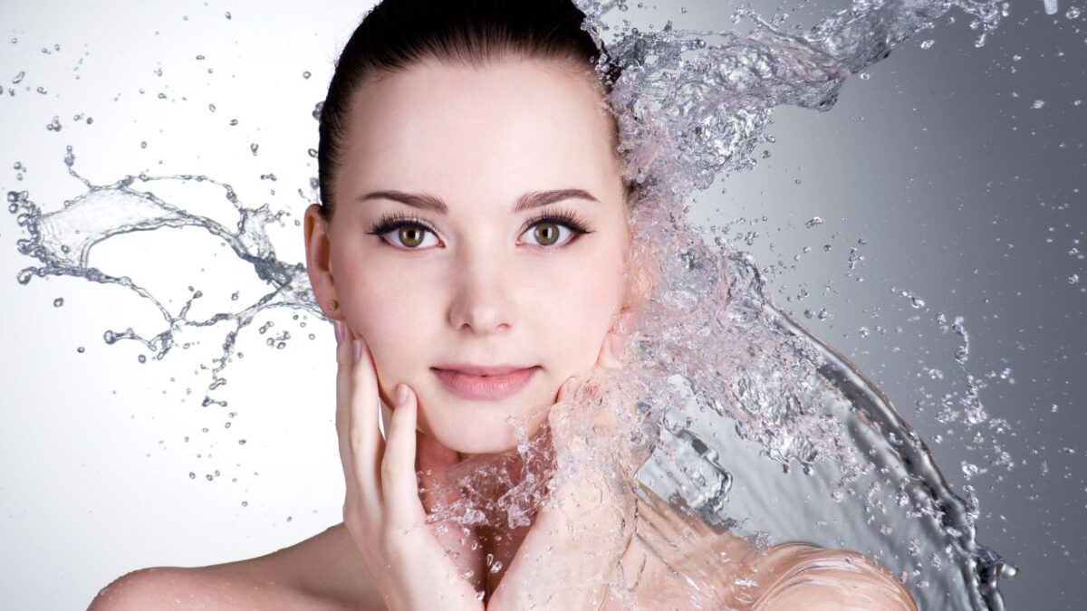 Water skincare: 6 prodotti a base d’acqua idratanti per definizione!
