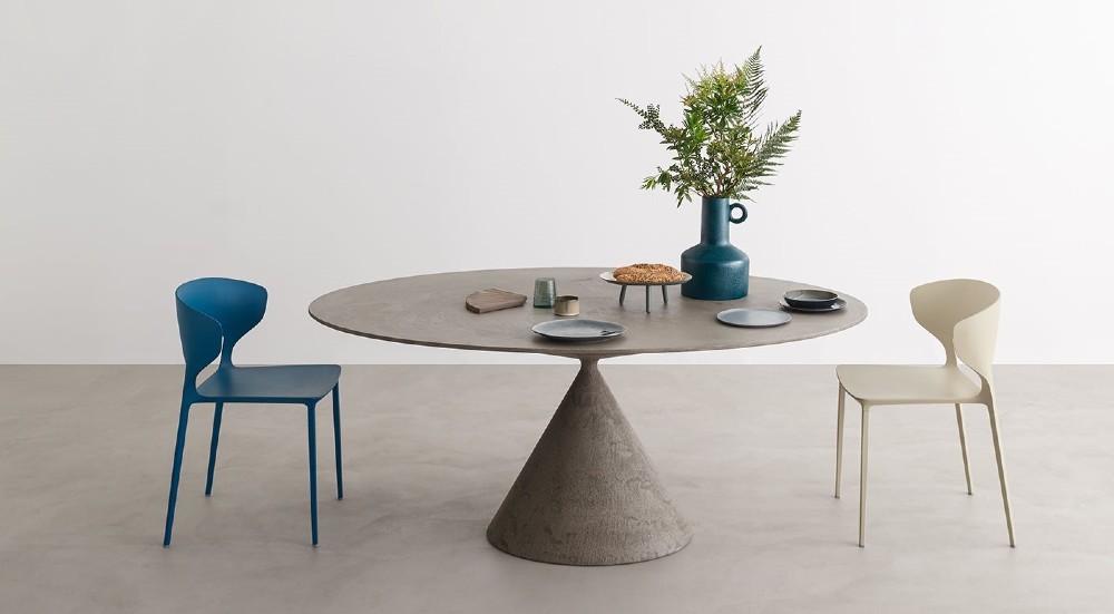 Galleria foto 'I Tavoli con gamba centrale sono una scelta funzionale e di Stile. Ecco quali scegliere…' - foto 4