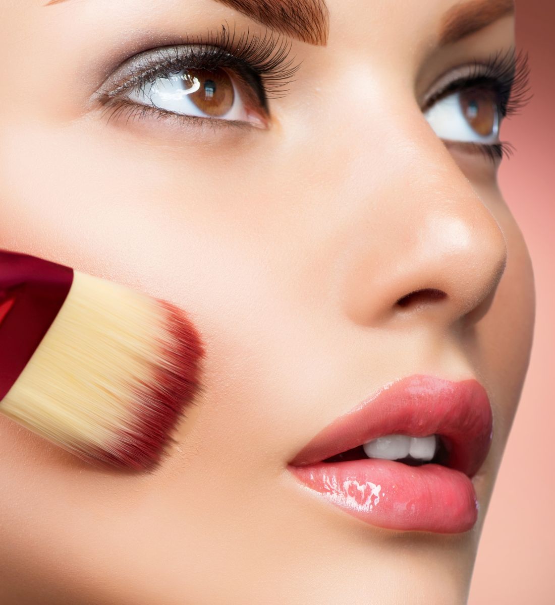 Galleria foto 'Come dire Addio alle Rughe con il Make Up: Trucchi infallibili!' - foto 5