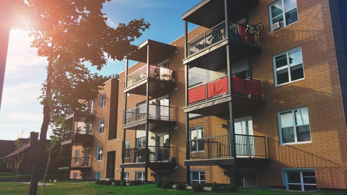 Galleria foto 'Regole del buon vicinato, come vivere in un condominio serenamente rispettando gli altri' - foto 3