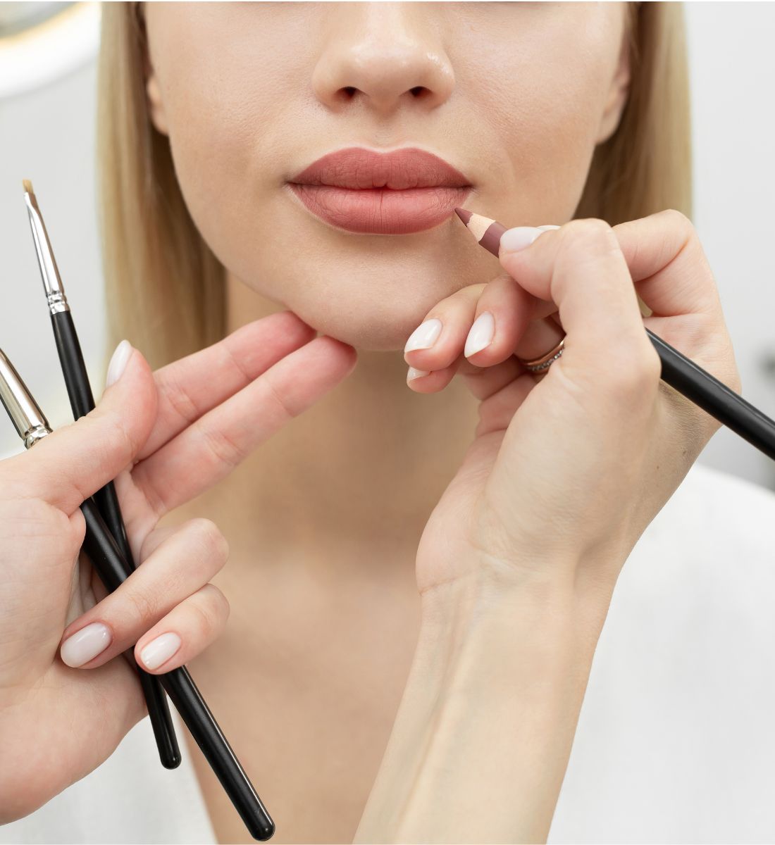 Galleria foto 'Make up labbra invernale: il nude è la tendenza del momento!' - foto 4