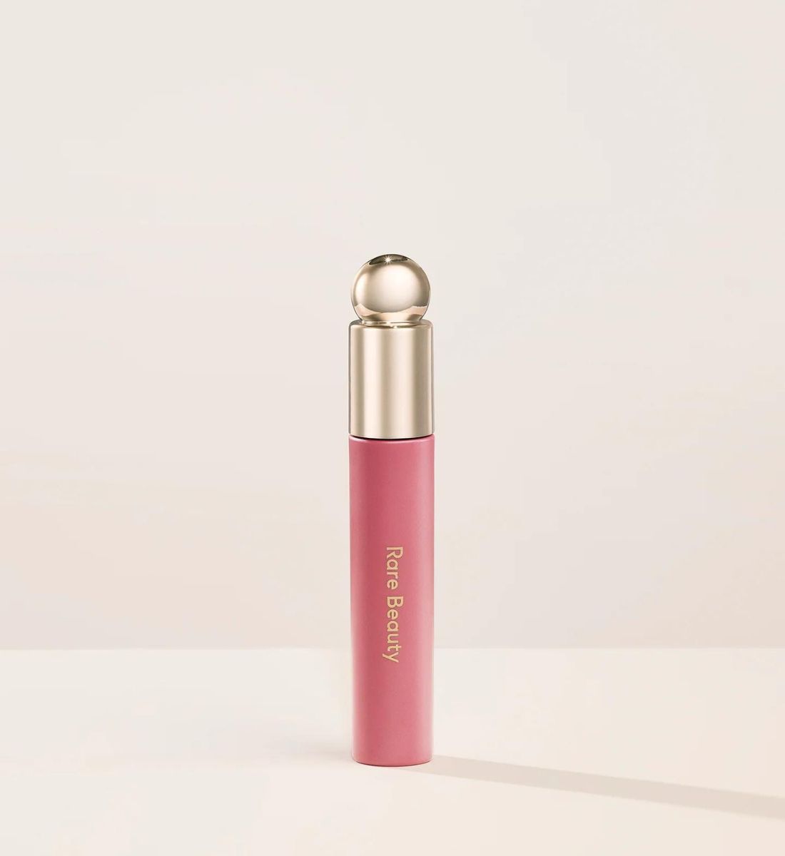 Galleria foto 'I 10 migliori Lip oil per un booster di idratazione senza rinunciare all’effetto Lucidalabbra' - foto 2
