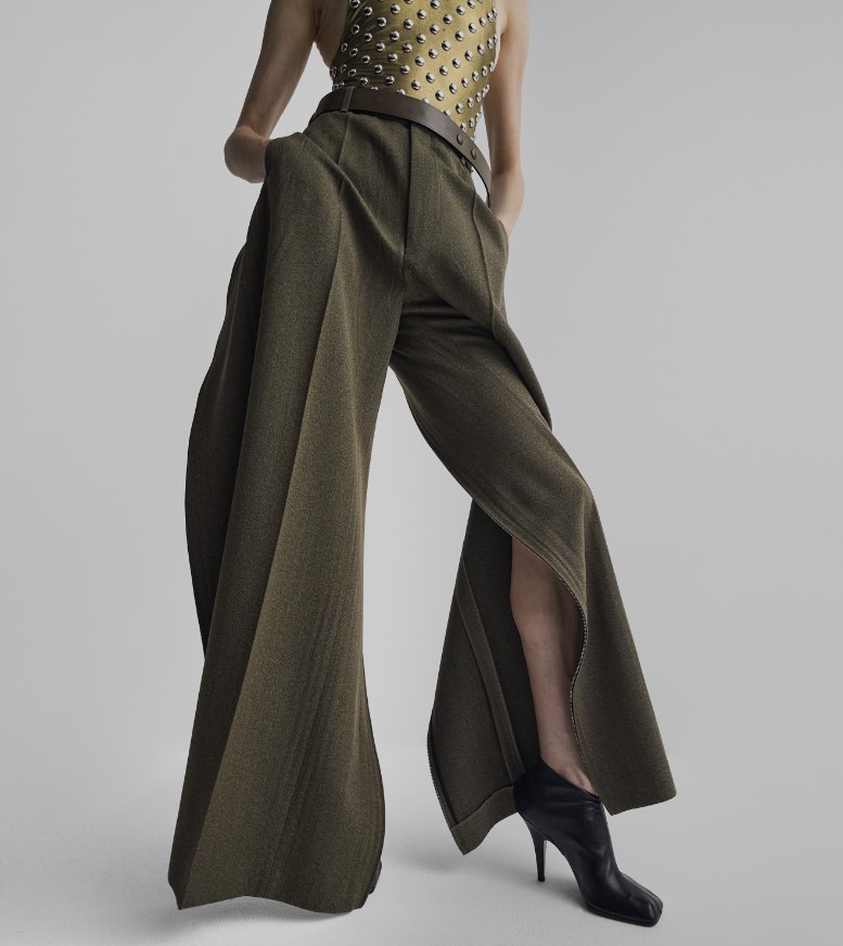 pantaloni kaki