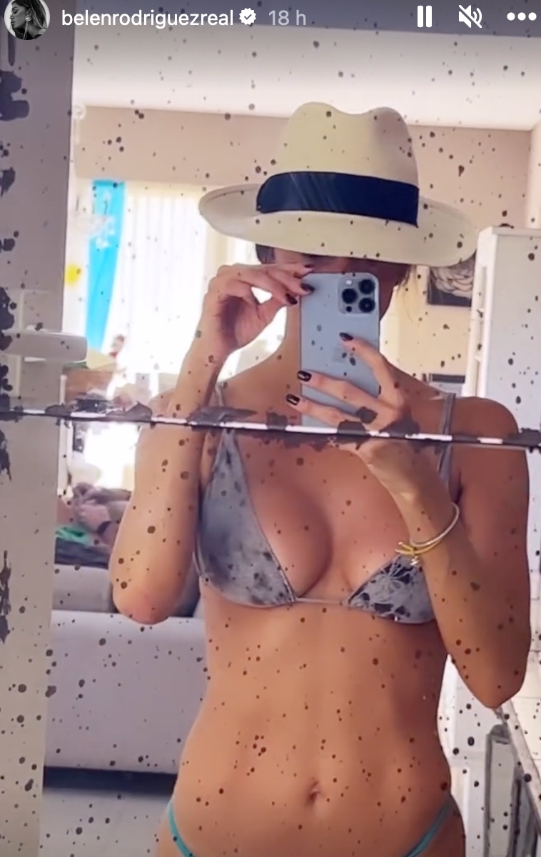 Galleria foto 'Belen Rodriguez, in Argentina sfoggia il Bikini perfetto: guarda' - foto 1