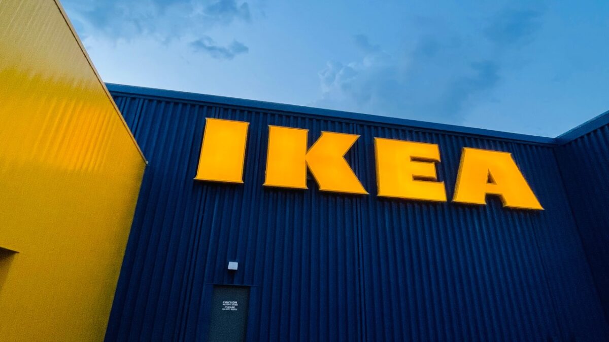 Non troverete nulla di simile a un prezzo così: ecco il Mobile IKEA che sta spopolando!