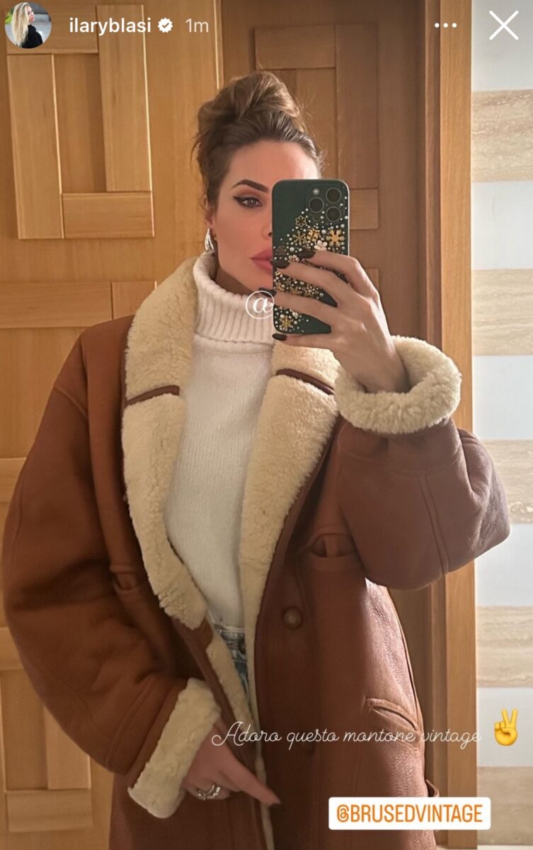 Galleria foto 'Trend Alert! Ilary Blasi con il Montone vintage dei sogni, guarda' - foto 1