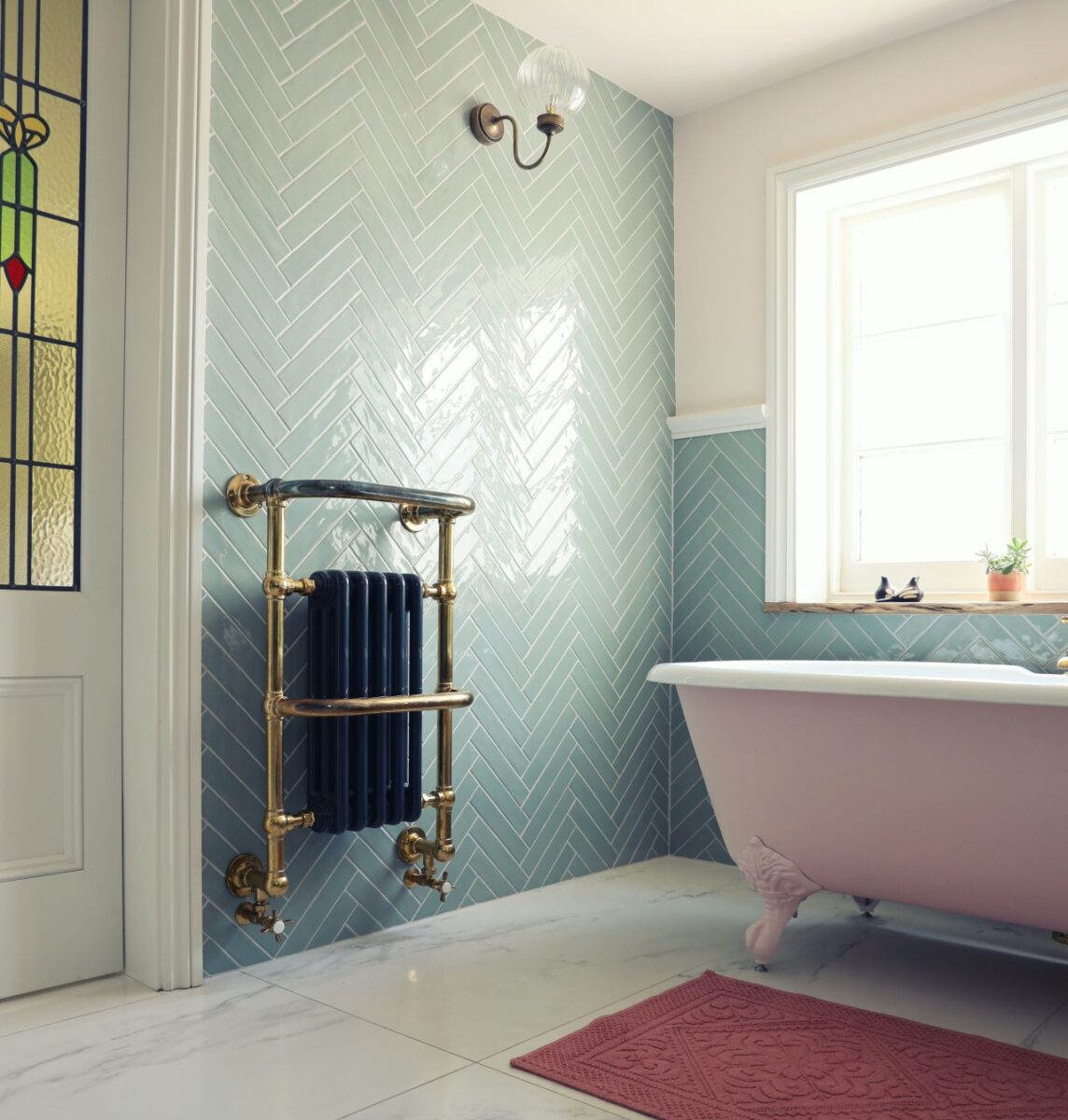 Galleria foto 'Come arredare il tuo Bagno all’Inglese: consigli di Stile per un ambiente elegante e raffinato' - foto 4