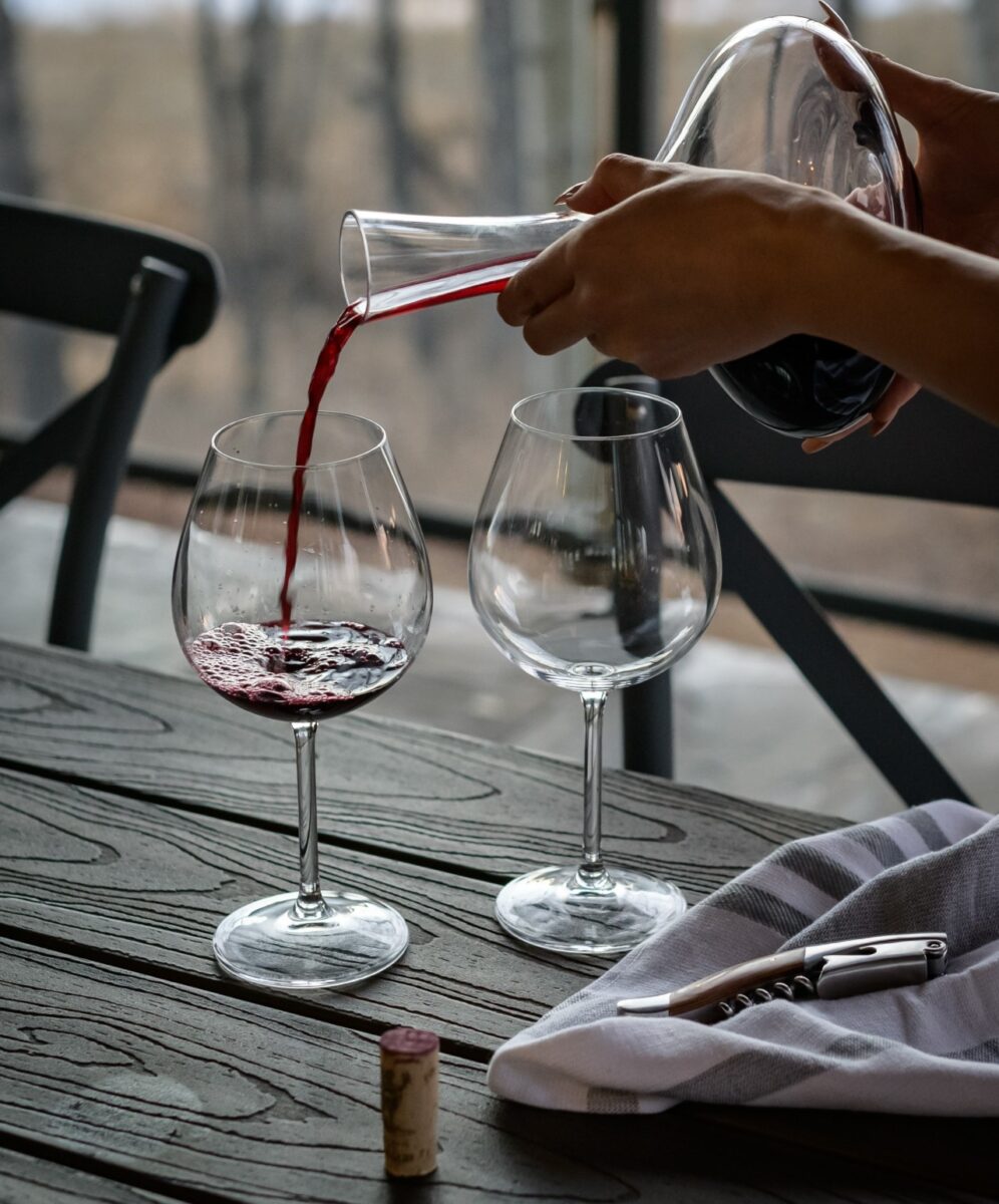 Galleria foto 'I Calici giusti per il vino che stai bevendo: ecco quali scegliere per la Tavola di Capodanno…' - foto 1