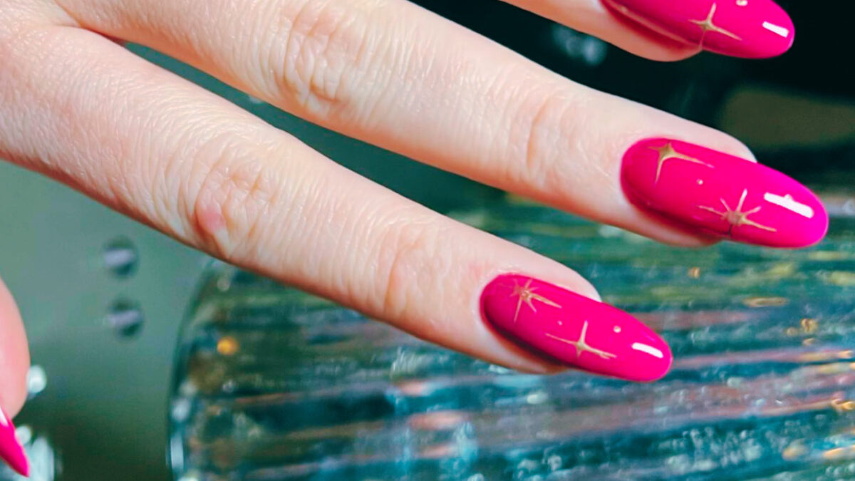 Manicure del nuovo anno, 10 nail art che diventeranno virali nel 2024