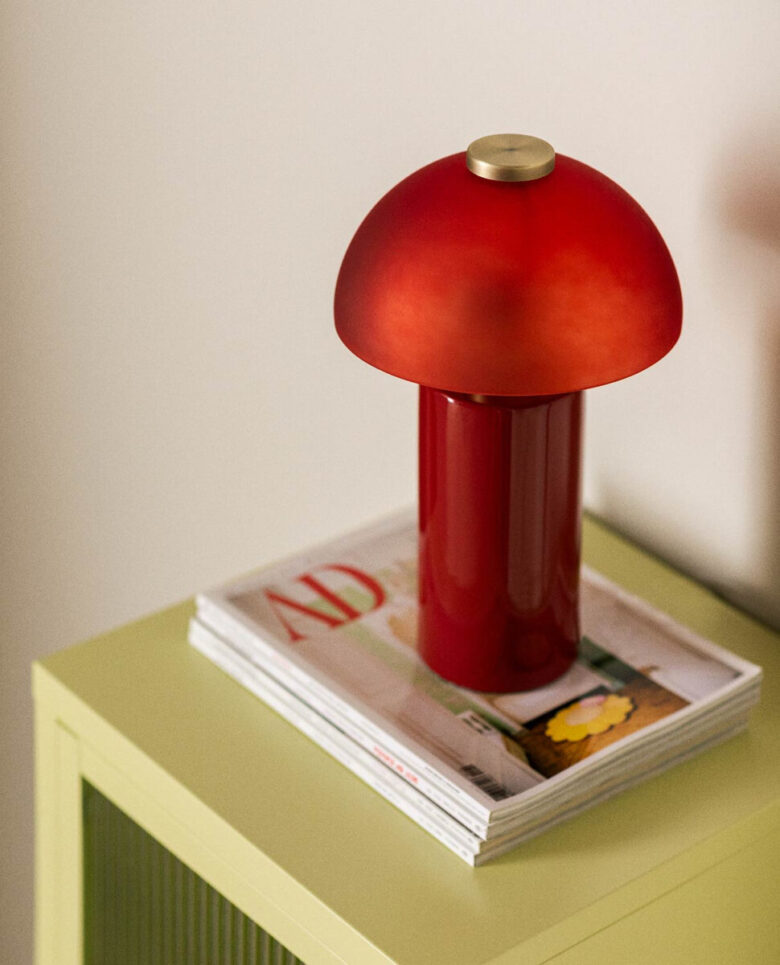7 splendide Lampade rosse per illuminare il tuo Natale! 7 splendide Lampade rosse per illuminare il tuo Natale!