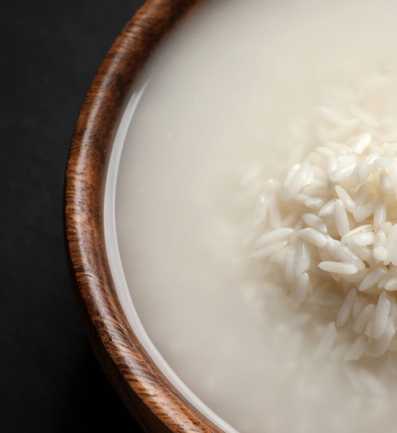 metodi per preparare l'acqua di riso
