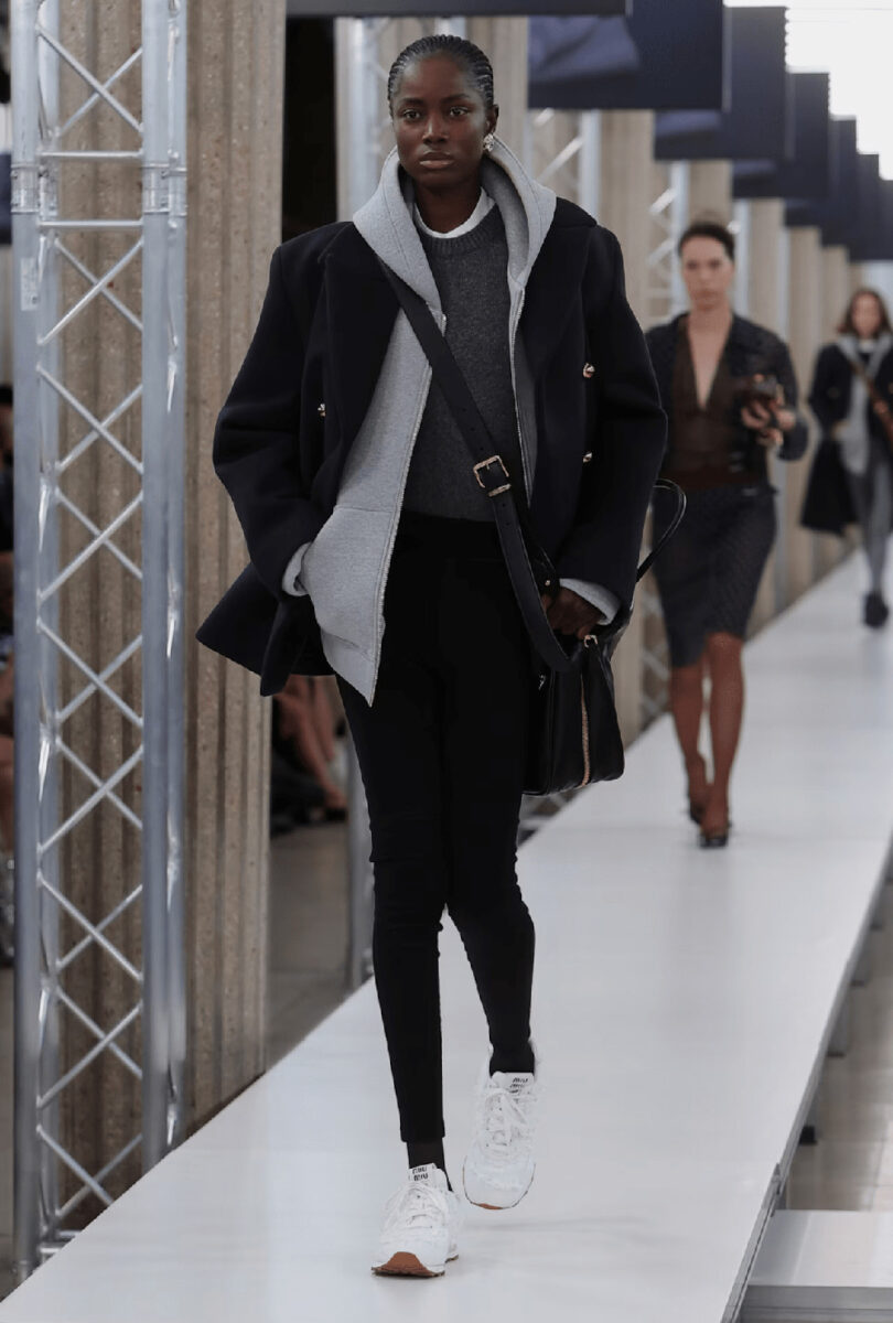 Galleria foto 'Felpe da acquistare e indossare subito. Ecco le più cool…' - foto 15