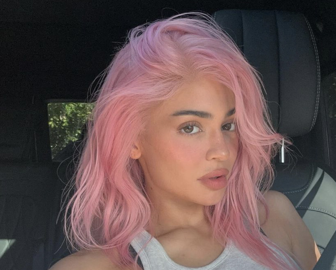 Galleria foto 'Kylie Jenner stupisce con un drastico cambio di Look (FOTO)' - foto 1