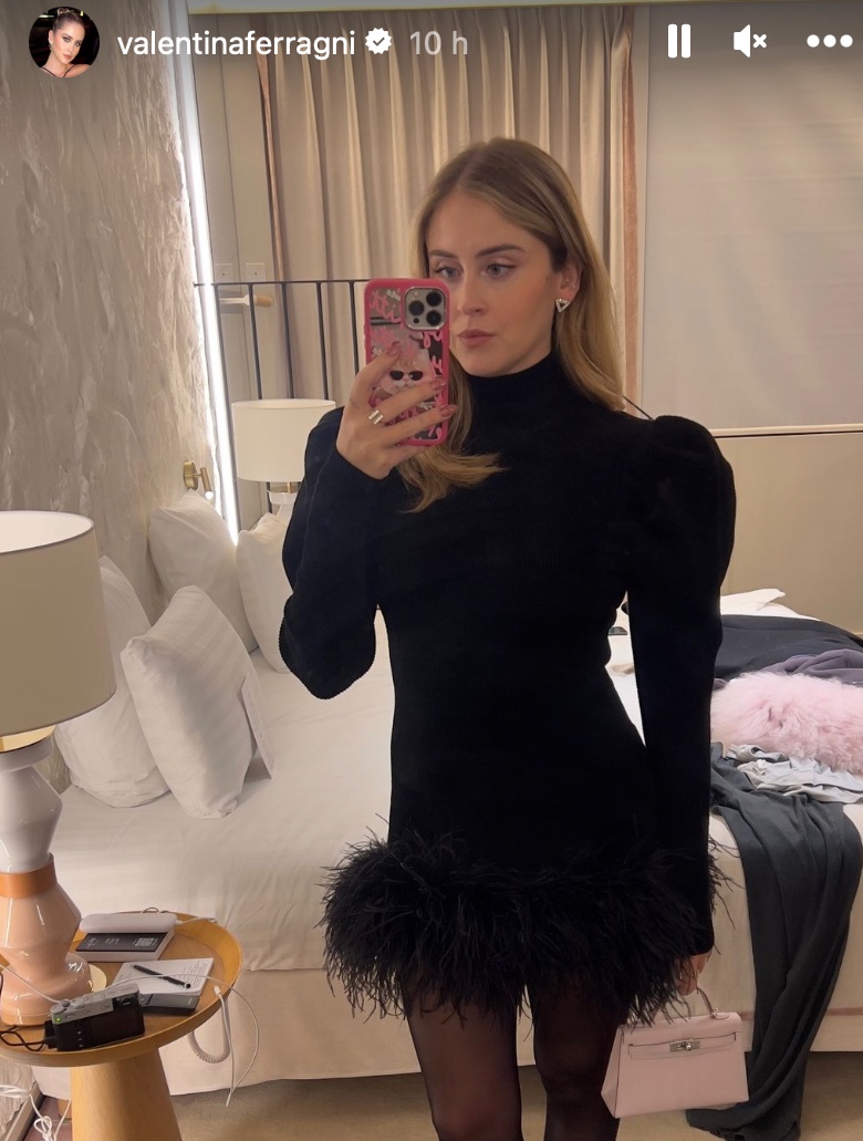 Galleria foto 'Valentina Ferragni, il look per la Paris Fashion Week è super glamour (FOTO)' - foto 2