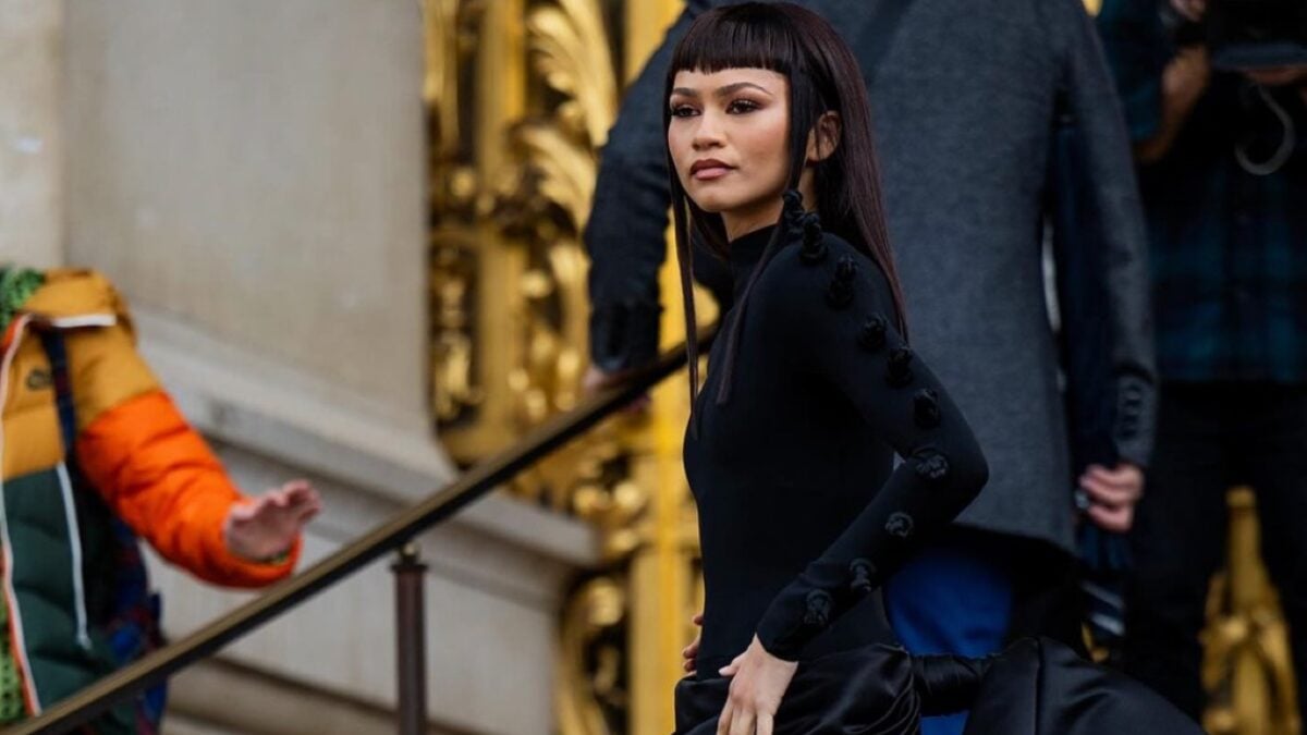 Zendaya domina il front row della sfilata Schiapparelli, il Look divino