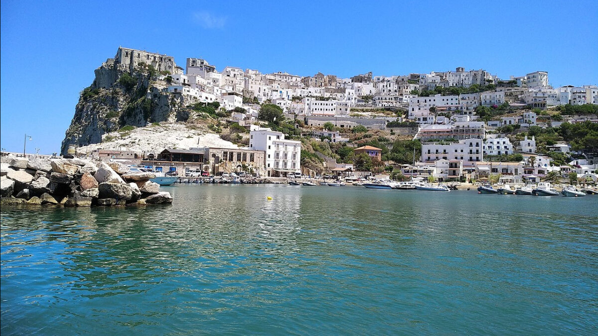 I Borghi sul Mare da scoprire d’Inverno: ecco i più belli d’Italia…