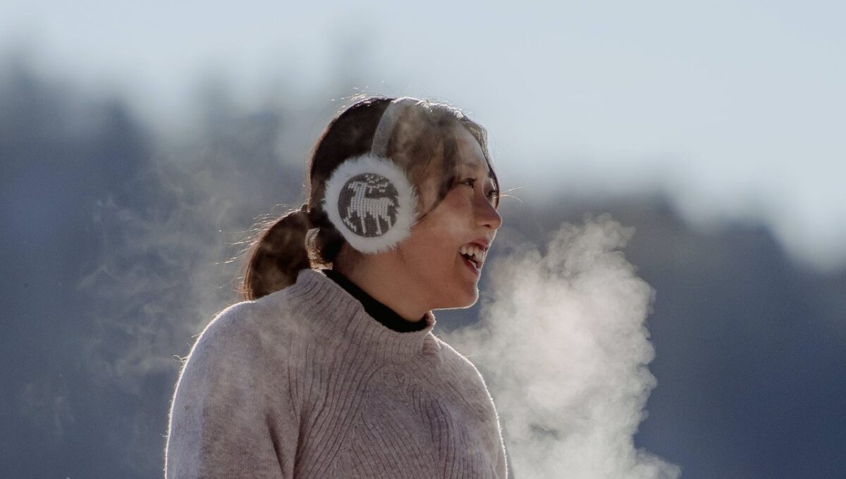 Galleria foto 'Capelli, le Acconciature comode e chic per andare a Sciare' - foto 4