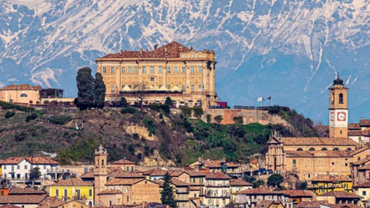 Scopri questo incantevole Borgo nelle terre del Roero piemontese, ti rapirà il cuore!