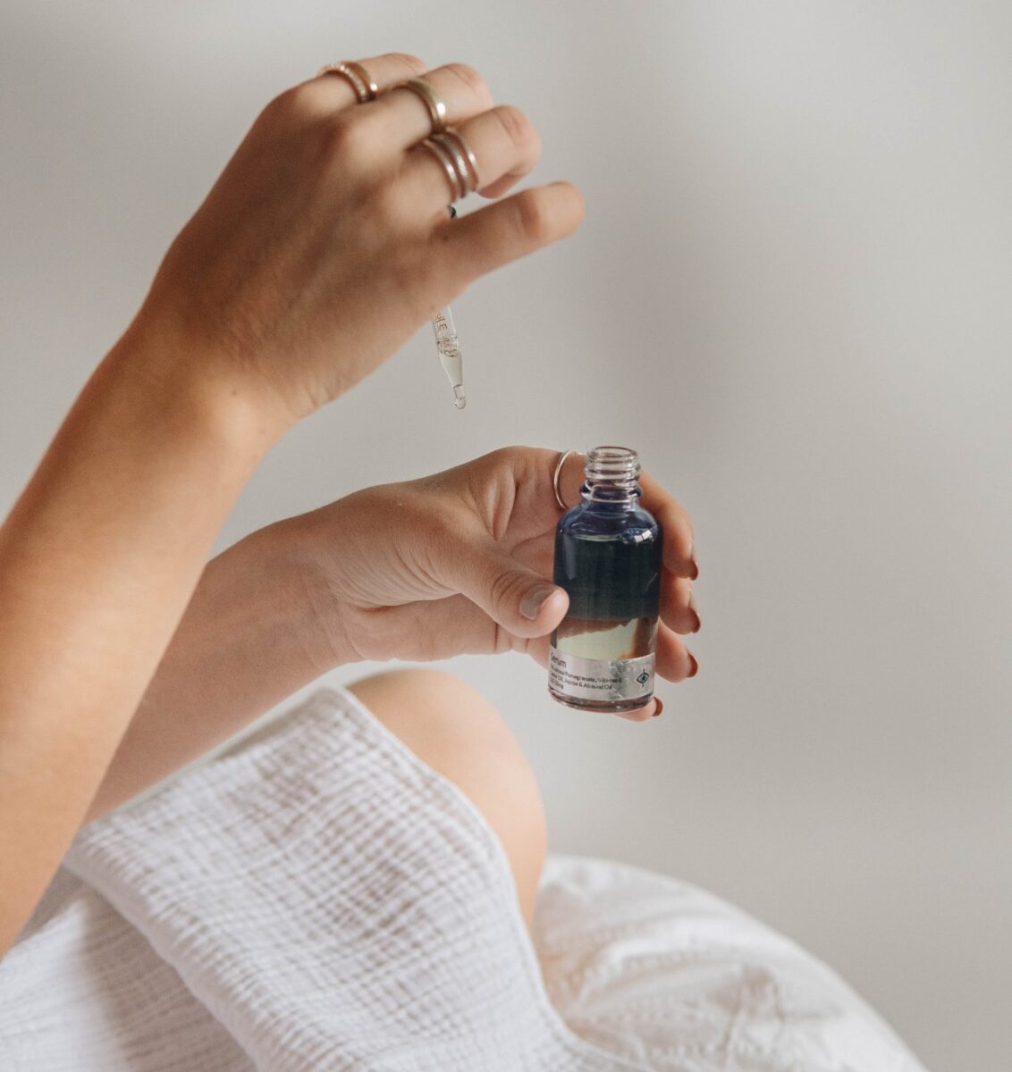 Galleria foto 'Ti sveliamo perché usare l’acido ialuronico per una Pelle perfetta!' - foto 3