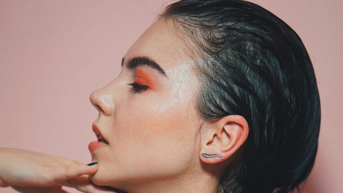 Galleria foto 'SOS Capelli sporchi? Ecco 5 soluzioni per i Bad hair days' - foto 2