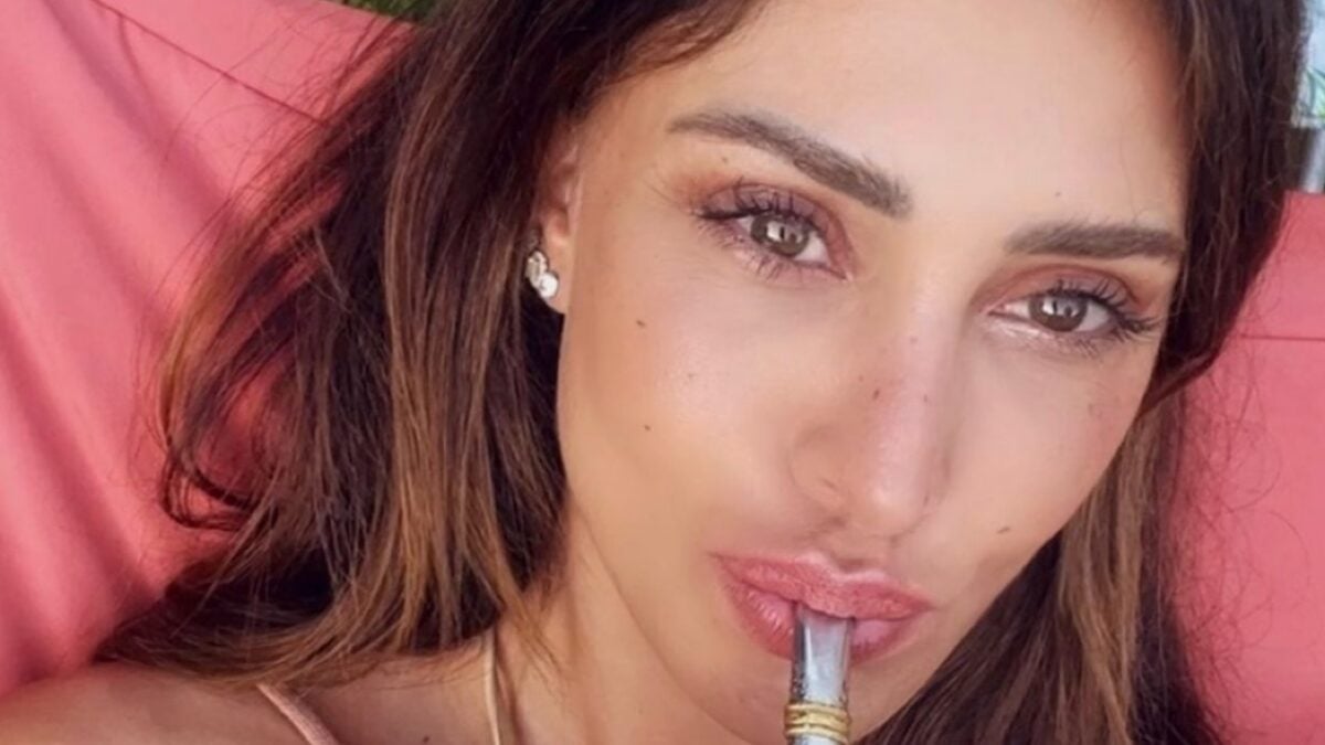 Galleria foto 'Belen Rodriguez, il Look post allenamento è super Hot! (FOTO)' - foto 1