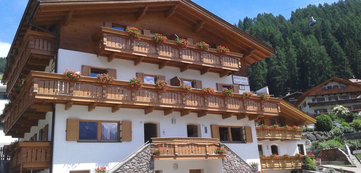 Galleria foto 'Eccolo il magico Borgo che ha dato i natali al campione di tennis Jannik Sinner' - foto 1