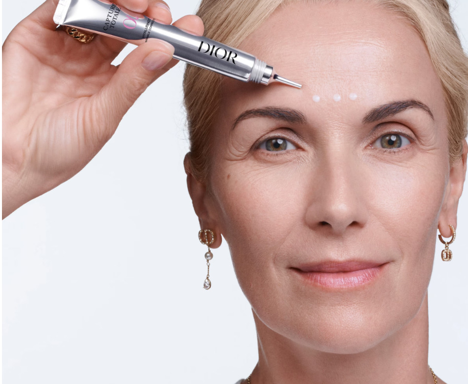 Galleria foto 'Solo 4 ore per dire addio alle Rughe senza ricorrere al bisturi. E’ tutto vero!' - foto 3