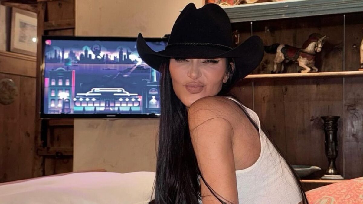 Kim Kardashian, la battaglia contro la Psoriasi diventa difficile: cosa ha mostrato su Instagram