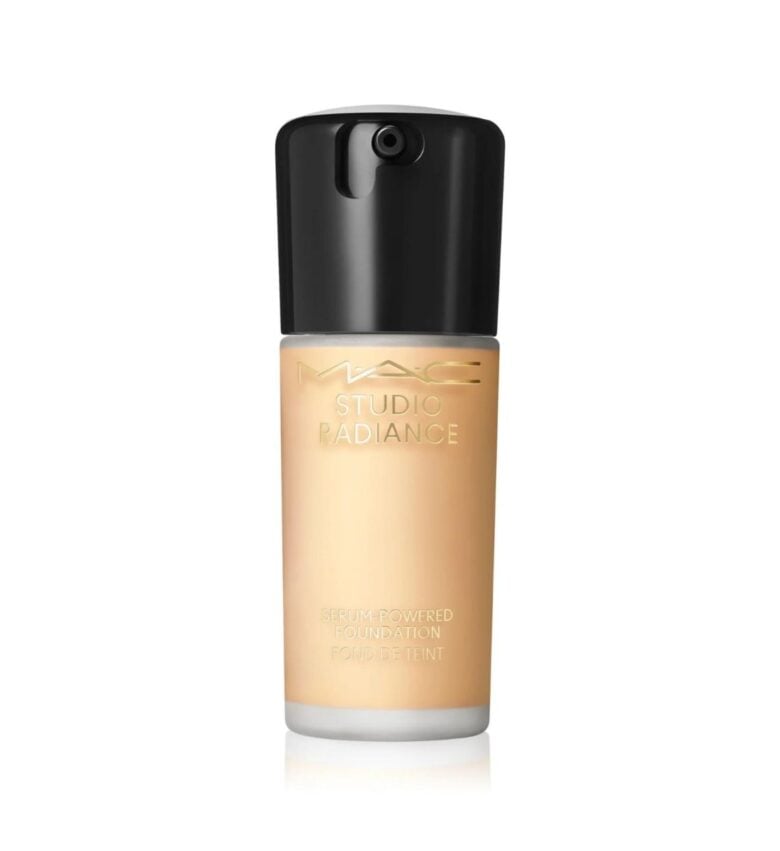 Mac Cosmetics Studio Radiance Serum-Powdered Foundation