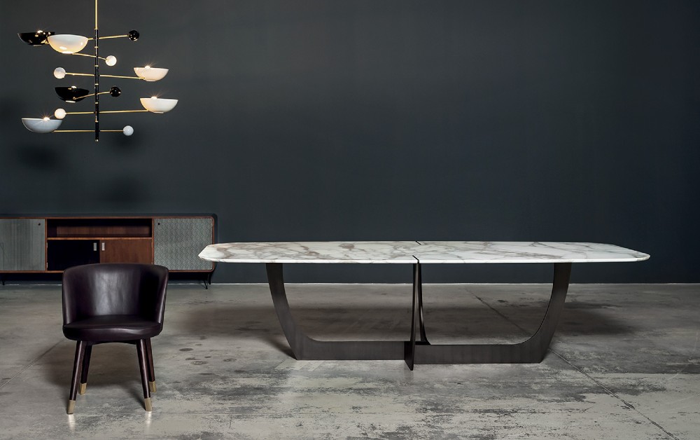 Galleria foto 'Tavoli di Design, i più belli e sofisticati per arredare la tua Sala da Pranzo' - foto 5