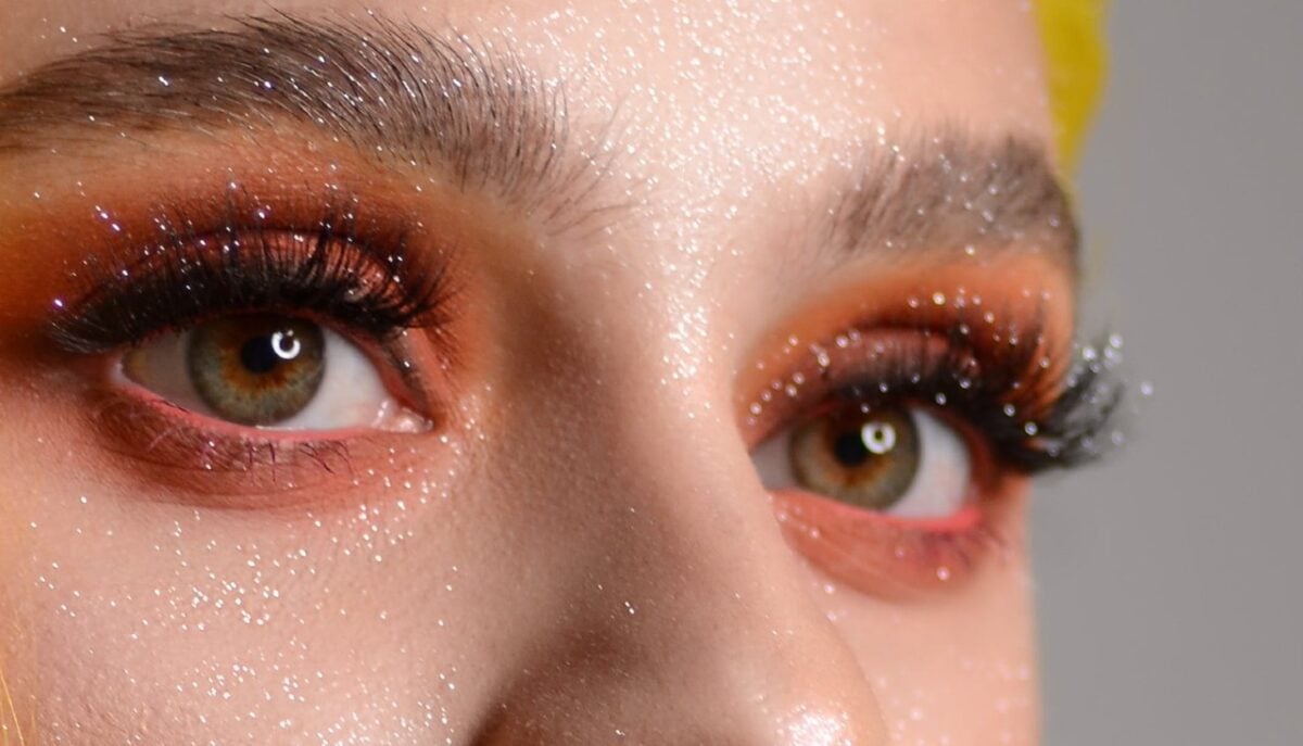 Galleria foto 'Lenti a contatto, gli errori da evitare quando ti trucchi…' - foto 6