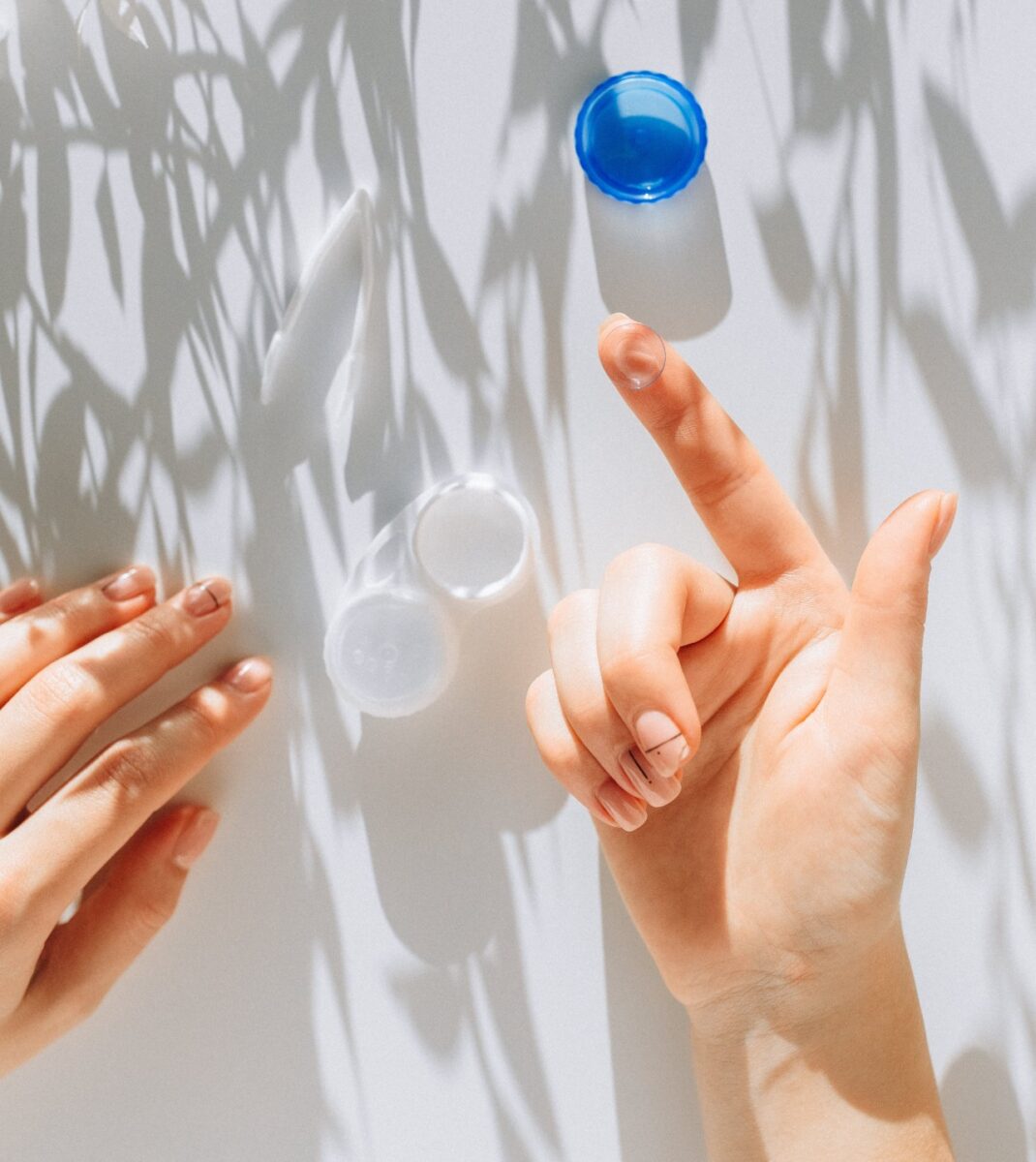 Galleria foto 'Lenti a contatto, gli errori da evitare quando ti trucchi…' - foto 9