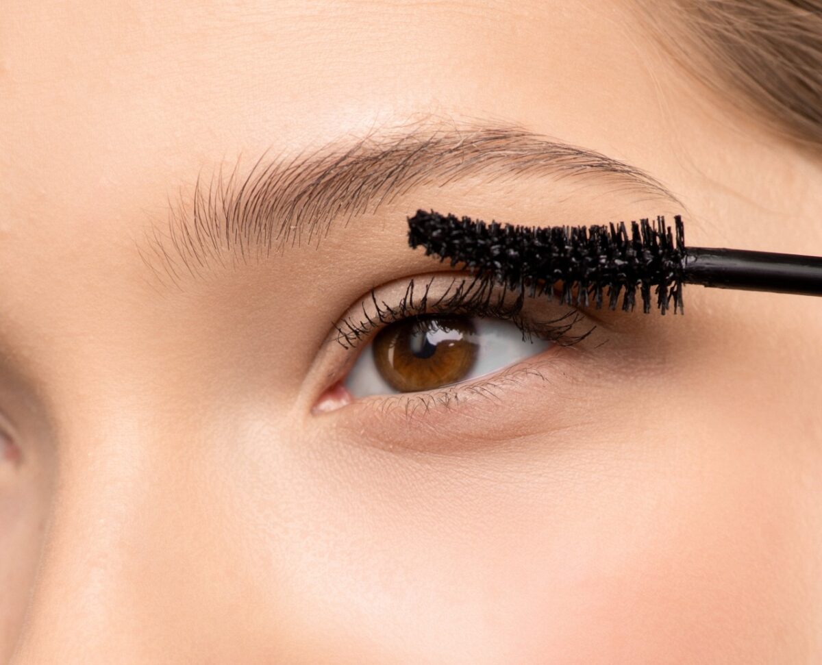 Galleria foto 'Lenti a contatto, gli errori da evitare quando ti trucchi…' - foto 8