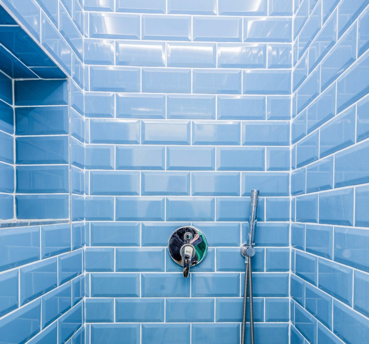 Galleria foto 'Come rinnovare le Piastrelle del Bagno senza sostituirle…' - foto 2