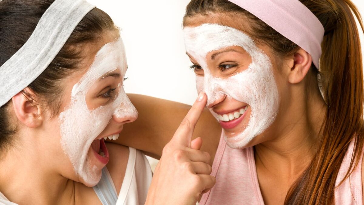 Teen skincare: quali sono i prodotti giusti per le giovanissime