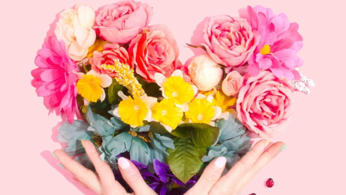 Galleria foto 'I prodotti di Bellezza a base di Fiori per celebrare l’Equinozio di Primavera' - foto 1