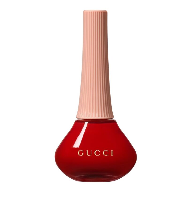Gucci Vernis à Ongles, nella tonalità Goldie Red