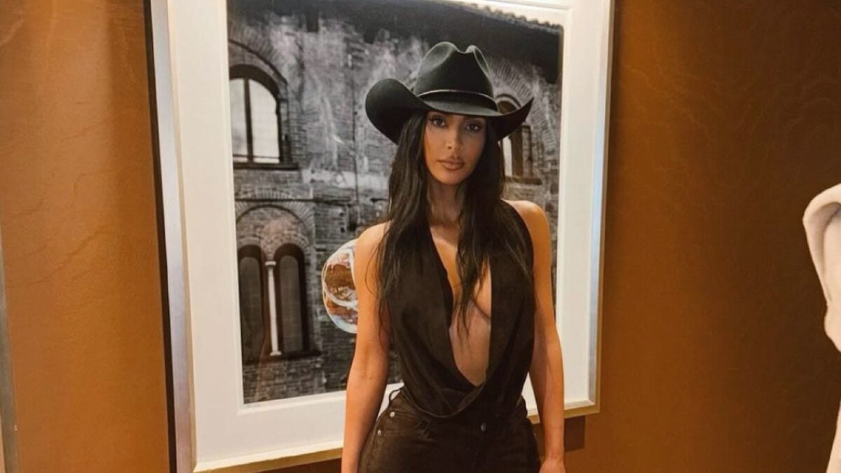 Kim Kardashian con il Look da Biker firmato Balenciaga (FOTO)