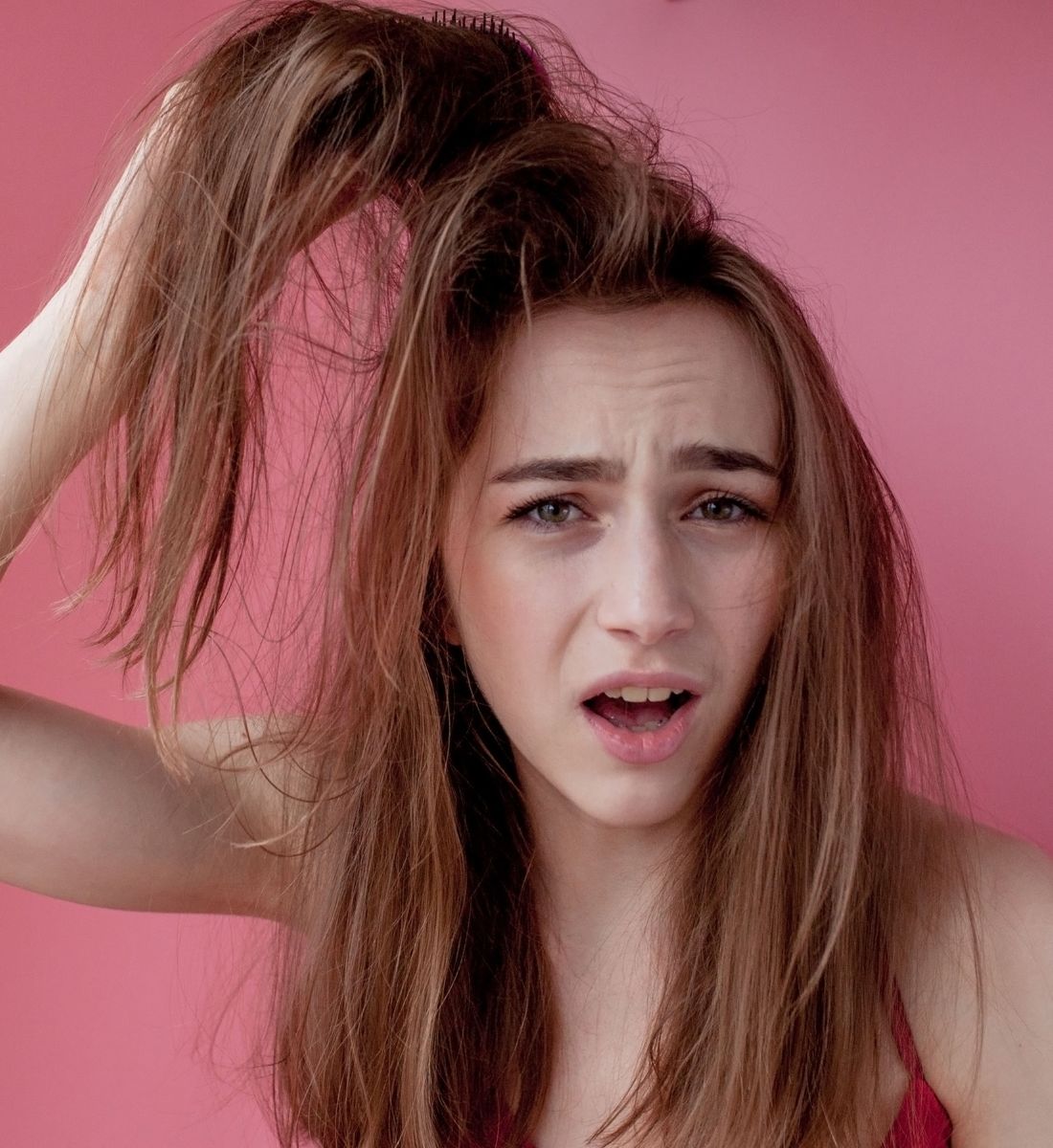 Galleria foto 'Come mantenere i capelli sani con i trattamenti agli oli essenziali' - foto 5