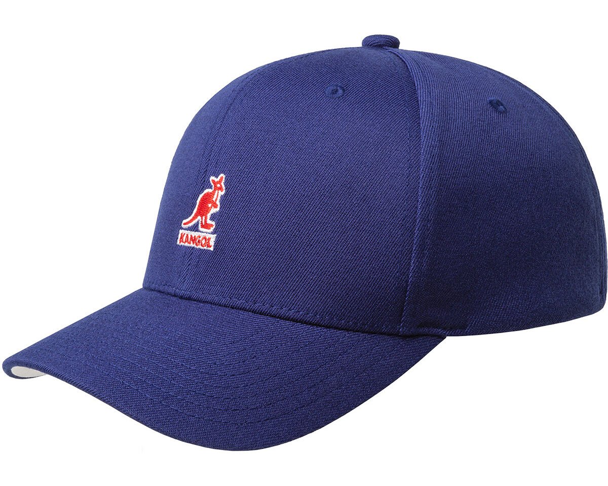 Galleria foto 'Il trekking fa tendenza: i Capi e gli Accessori outdoor da comprare subito!' - foto 1