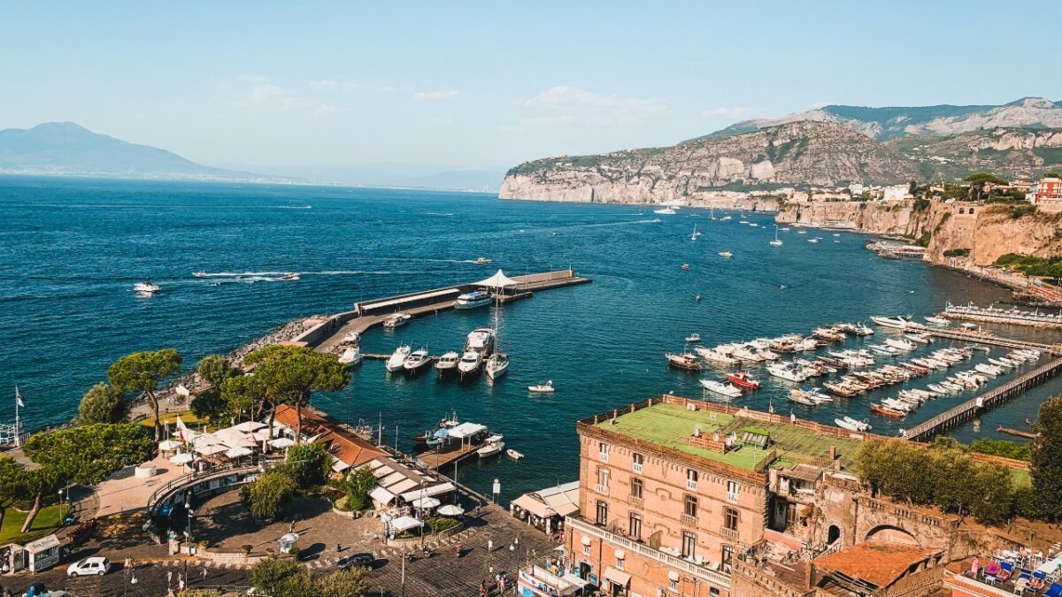 Questo Borgo della penisola sorrentina è un vero incanto di Primavera. Scoprilo subito…
