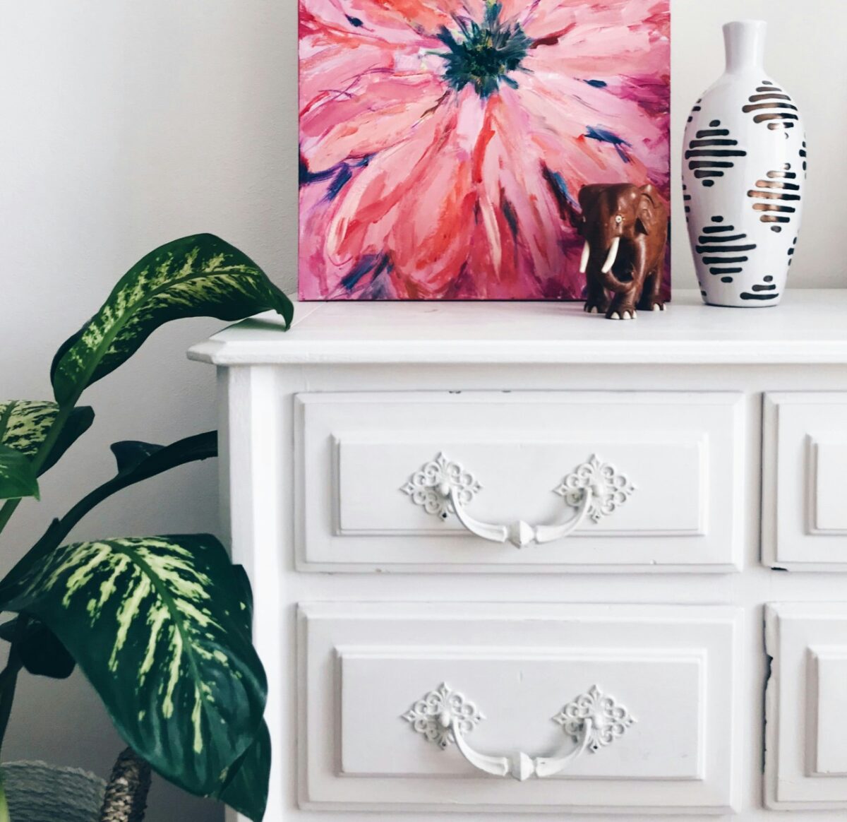 Galleria foto 'Dipingi i tuoi Mobili e regalagli nuova vita: 4 Step per una verniciatura perfetta!' - foto 3