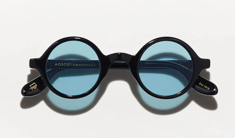 Galleria foto 'Occhiali da sole, i modelli più cool della Primavera 2024' - foto 5