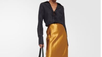Chi non ha bisogno di una sofisticata Gonna in Satin? Queste sono davvero irresistibili!