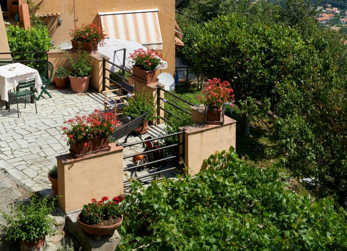 Galleria foto 'Outdoor, Arredamento per esterni: le Tendenze 2024' - foto 2