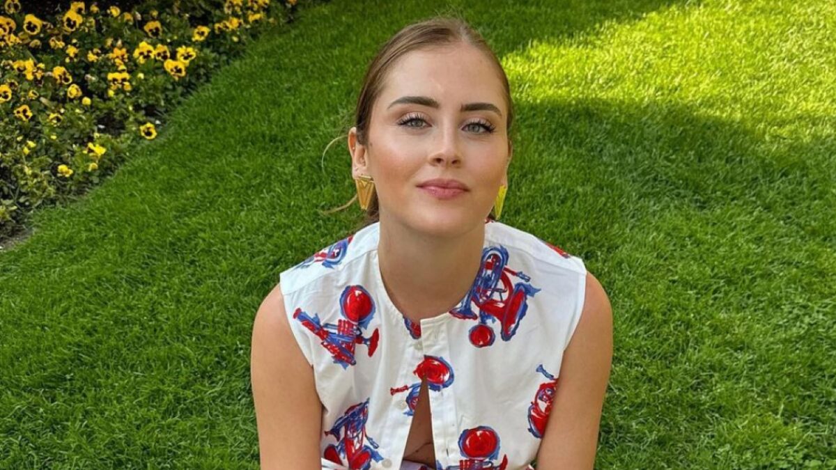 Valentina Ferragni splende con il total Look firmato Louis Vuitton perfetto per la Primavera