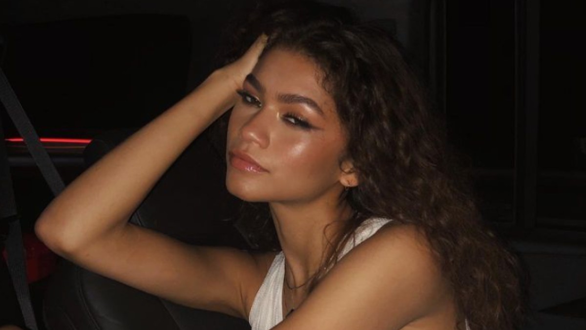 Da Zendaya a Kylie Janner, tutte pazze per il Desert Eyes Makeup!