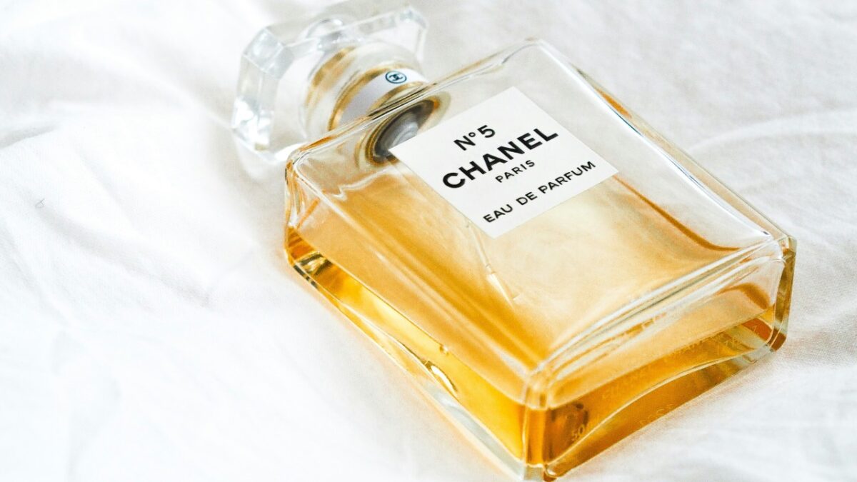 6 iconici Profumi Chanel da provare almeno una volta nella Vita